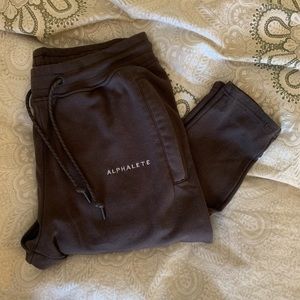 Alphalete men’s brown joggers